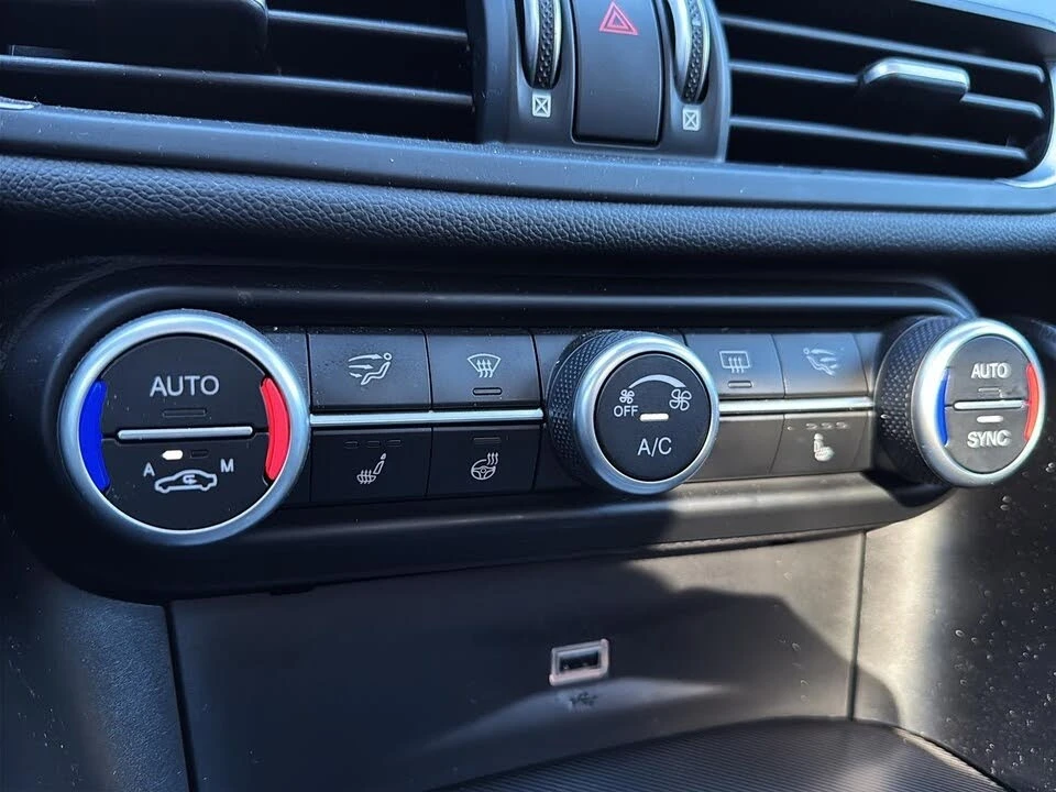 Alfa Romeo Giulia Ti Sport AWD * ����������* (���� �� ��) | Mobile.bg � ����������� 13