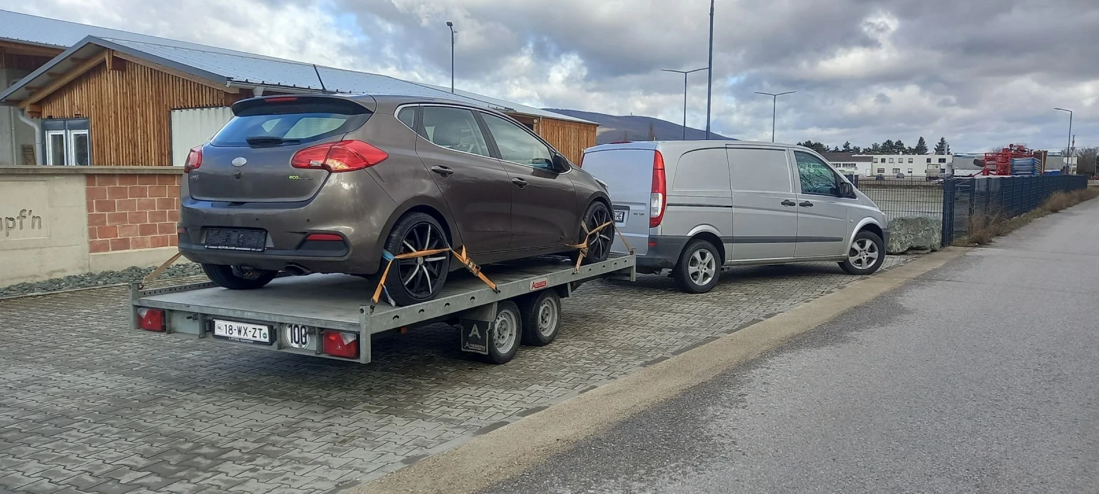 Kia Ceed 1.6, снимка 6 - Автомобили и джипове - 53806981