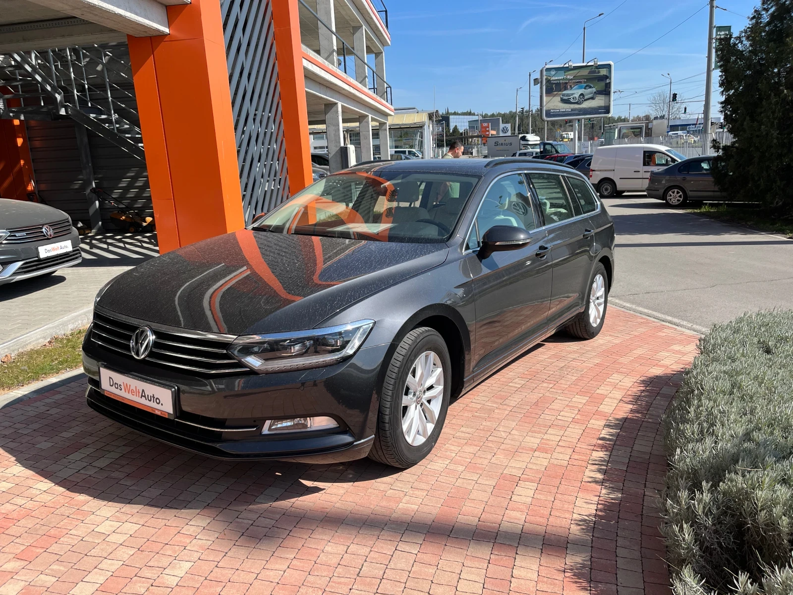VW Passat Variant Comfortline 2.0TDI BMT DSG7 Panorama, снимка 3 - Автомобили и джипове - 53997766