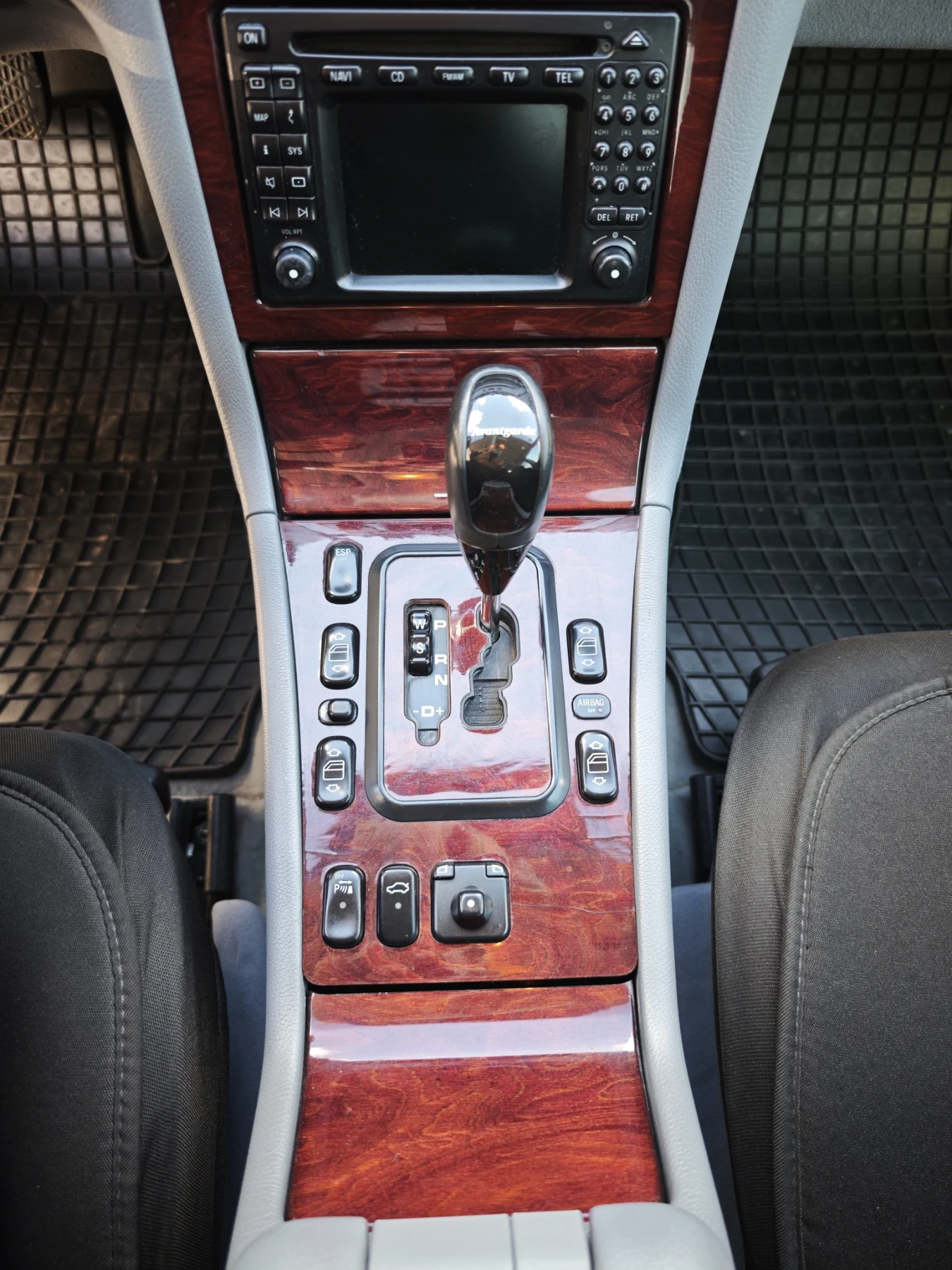 Mercedes-Benz E 240 | Mobile.bg � ����������� 16