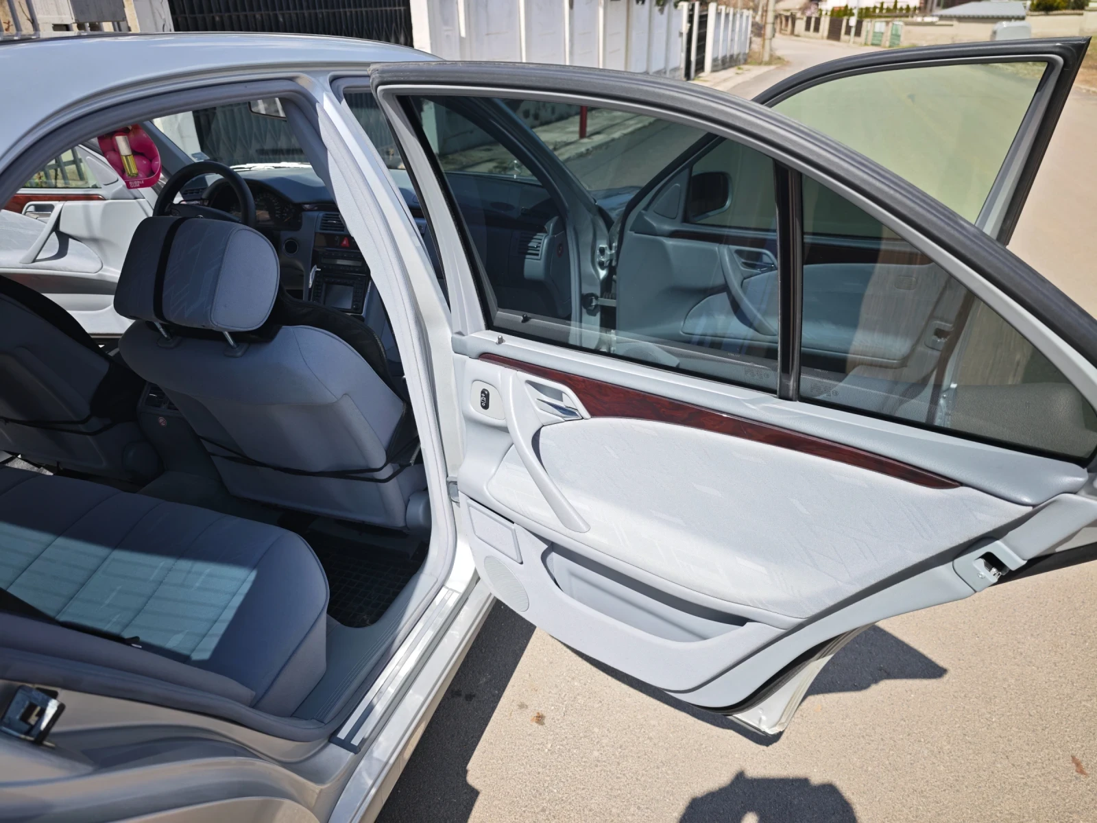 Mercedes-Benz E 240 | Mobile.bg � ����������� 10