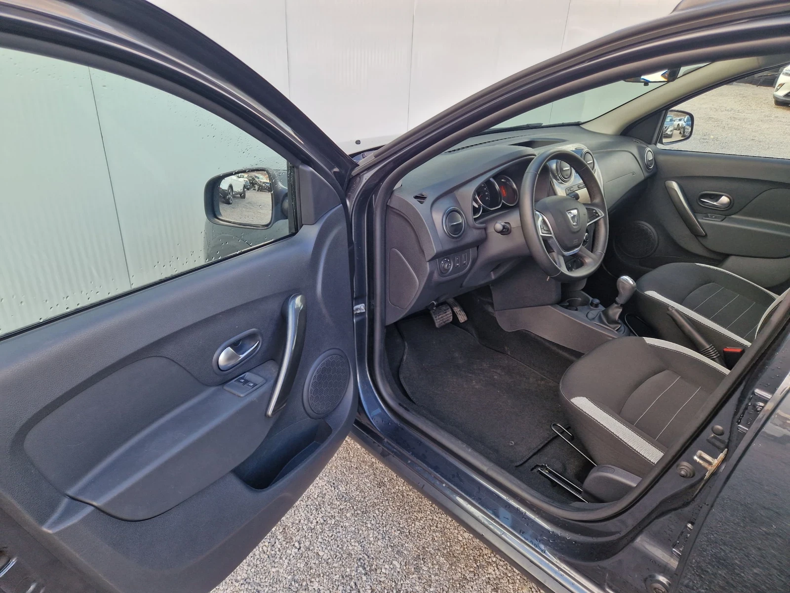 Dacia Sandero 1.5DCi 50000km Automatik | Mobile.bg � ����������� 7