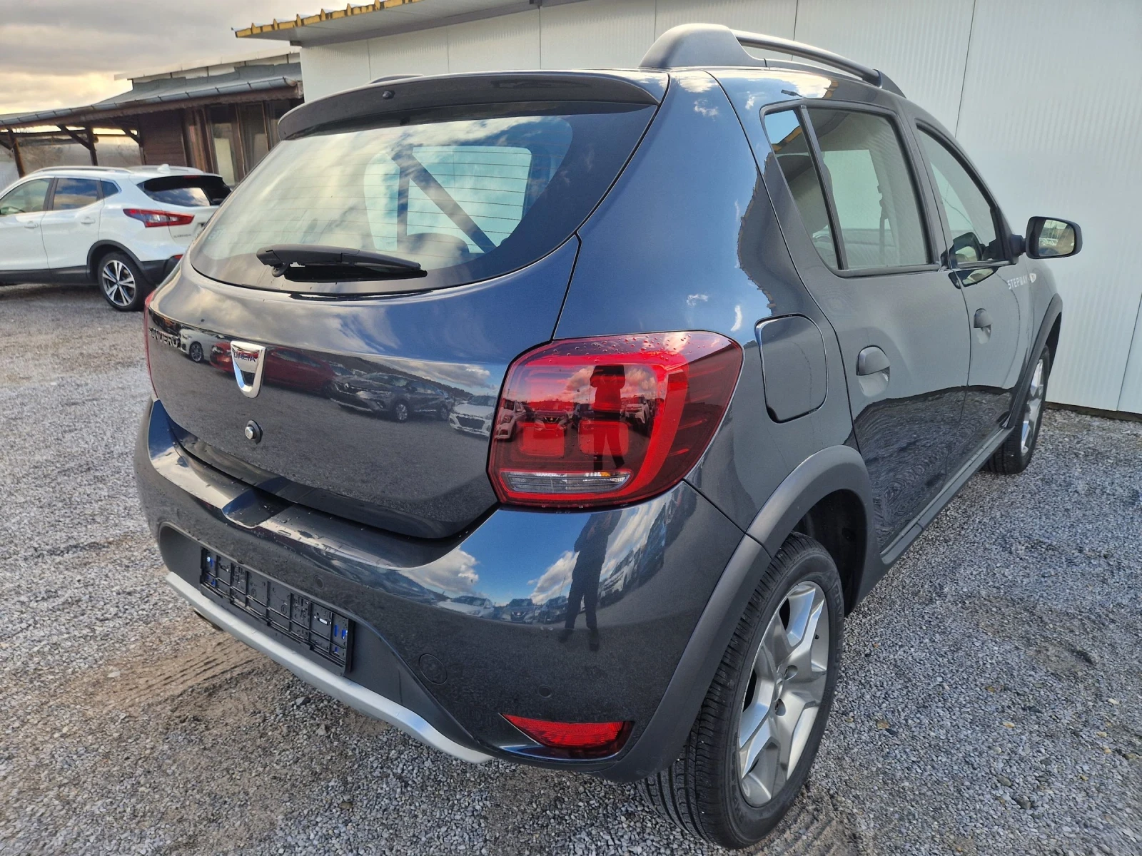 Dacia Sandero 1.5DCi 50000km Automatik | Mobile.bg � ����������� 2