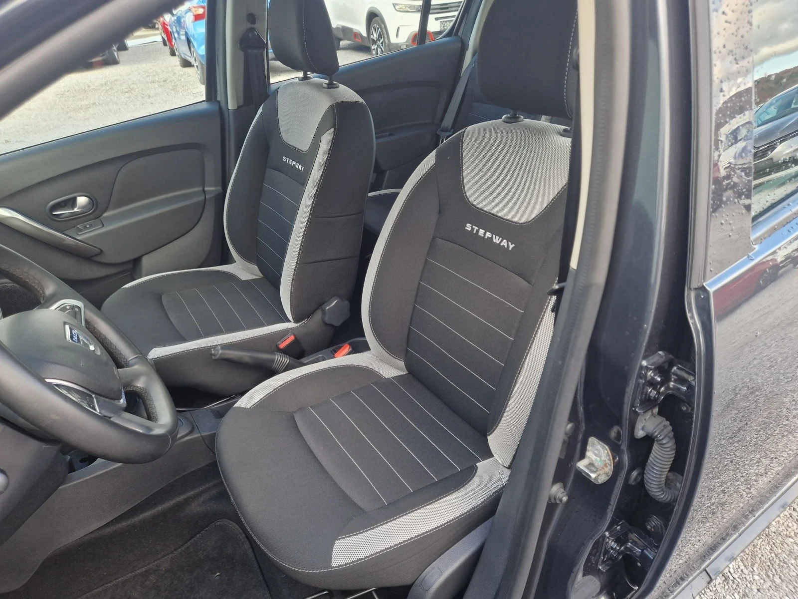 Dacia Sandero 1.5DCi 50000km Automatik | Mobile.bg � ����������� 8
