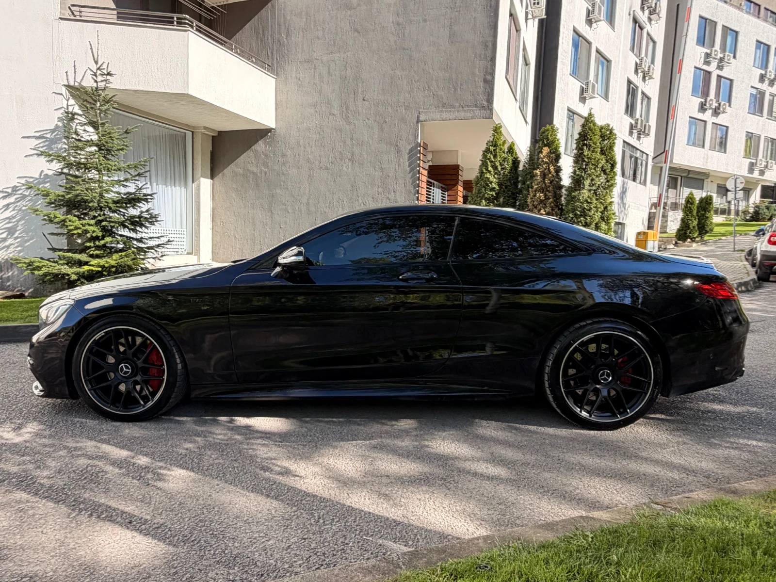 Mercedes-Benz S 63 AMG Swarovski / FULL, снимка 4 - Автомобили и джипове - 54560109