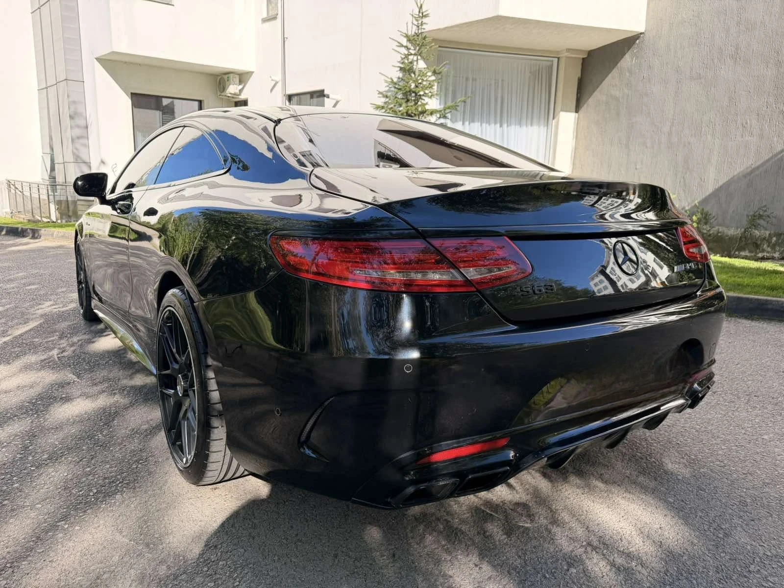 Mercedes-Benz S 63 AMG Swarovski / FULL, снимка 5 - Автомобили и джипове - 54560109