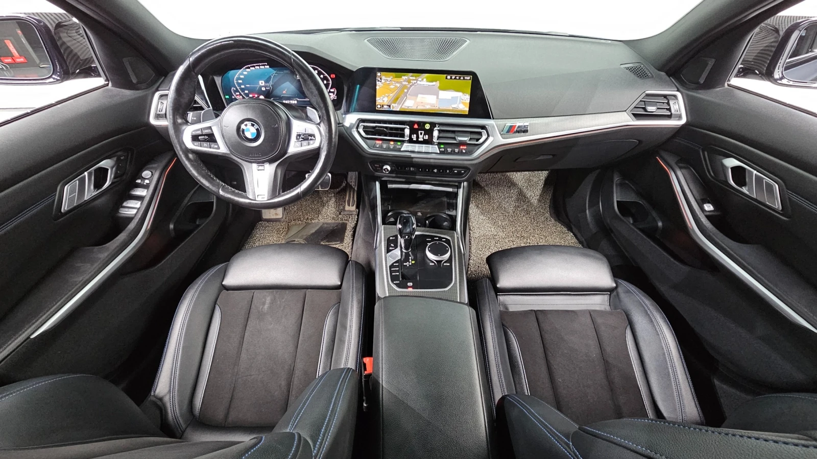 BMW 320 320i M Sport | HUD | Cruis Control| LED Фарове, снимка 6 - Автомобили и джипове - 55154221