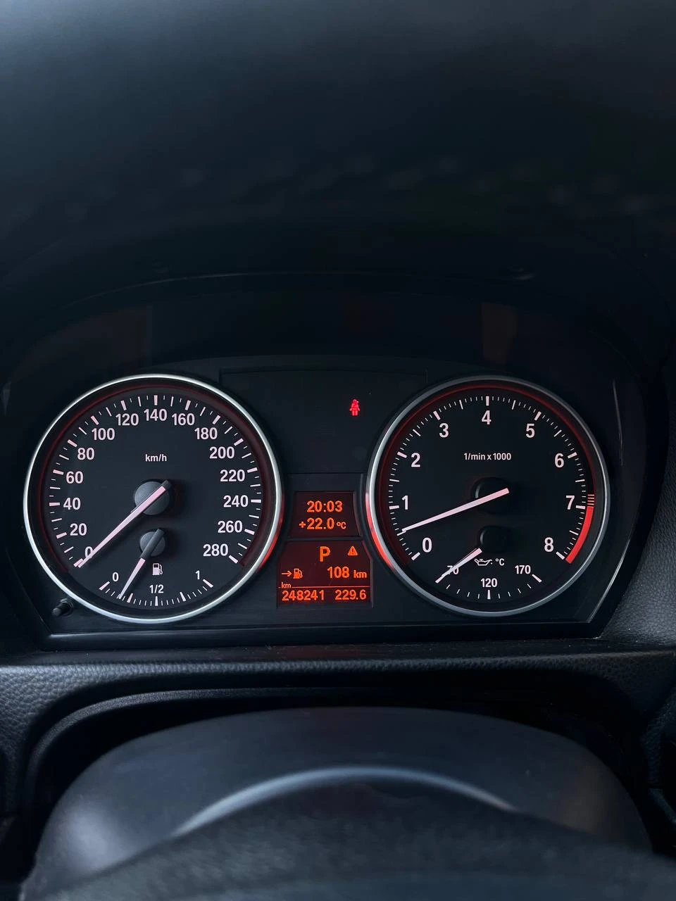 BMW 330 ЗАДНО* МПАКЕТ* ПОДГРЕВ* KEYLESS* RECARO* , снимка 9 - Автомобили и джипове - 55240392