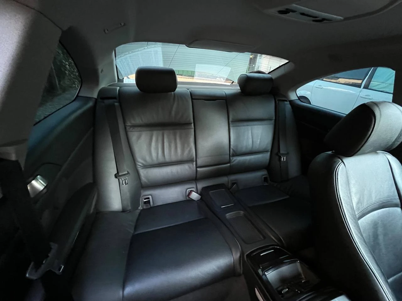 BMW 330 ЗАДНО* МПАКЕТ* ПОДГРЕВ* KEYLESS* RECARO* , снимка 13 - Автомобили и джипове - 55240392