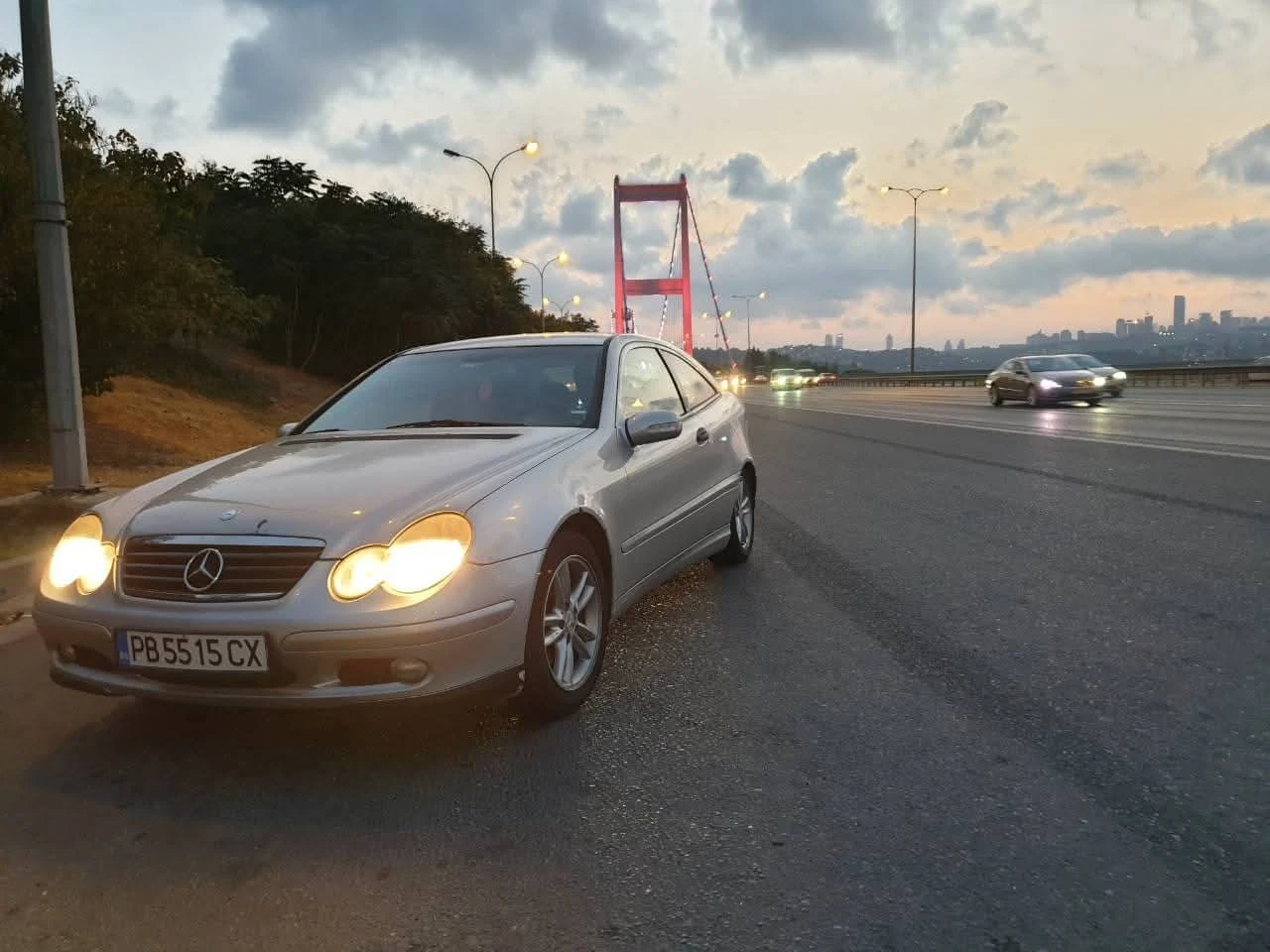 Mercedes-Benz C 200, снимка 5 - Автомобили и джипове - 55392221