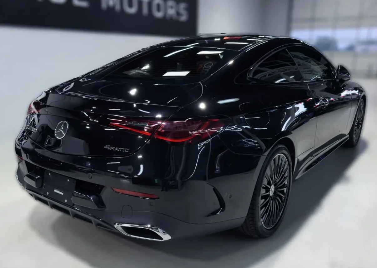 Mercedes-Benz CLE 300 Black OUT* Coupe* AMG* 360View* Mild Hybrid* Памет, снимка 3 - Автомобили и джипове - 55433884