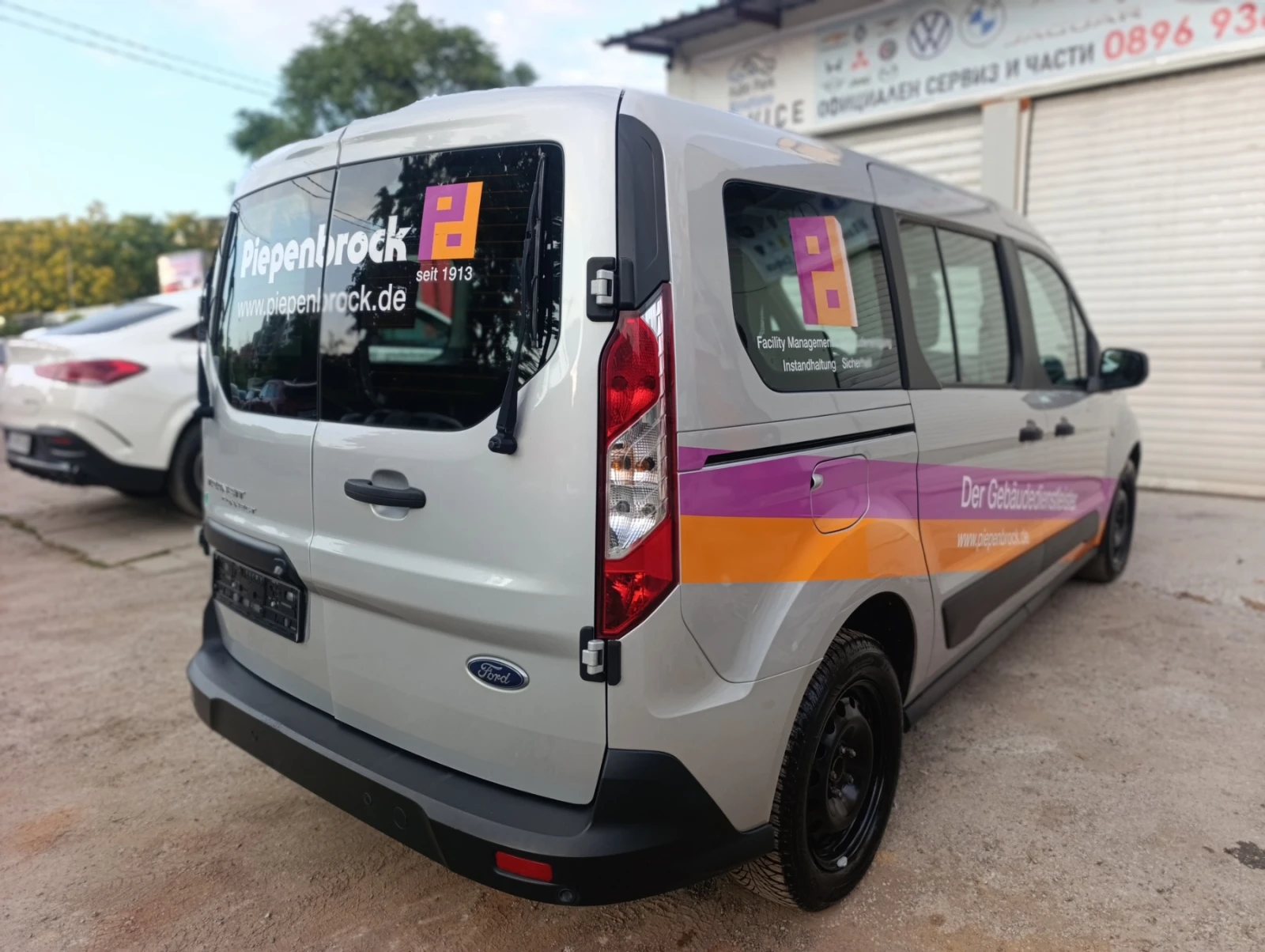 Ford Tourneo Connect 1.5 TDCI ДЪЛГА БАЗА!, снимка 7 - Автомобили и джипове - 55613850