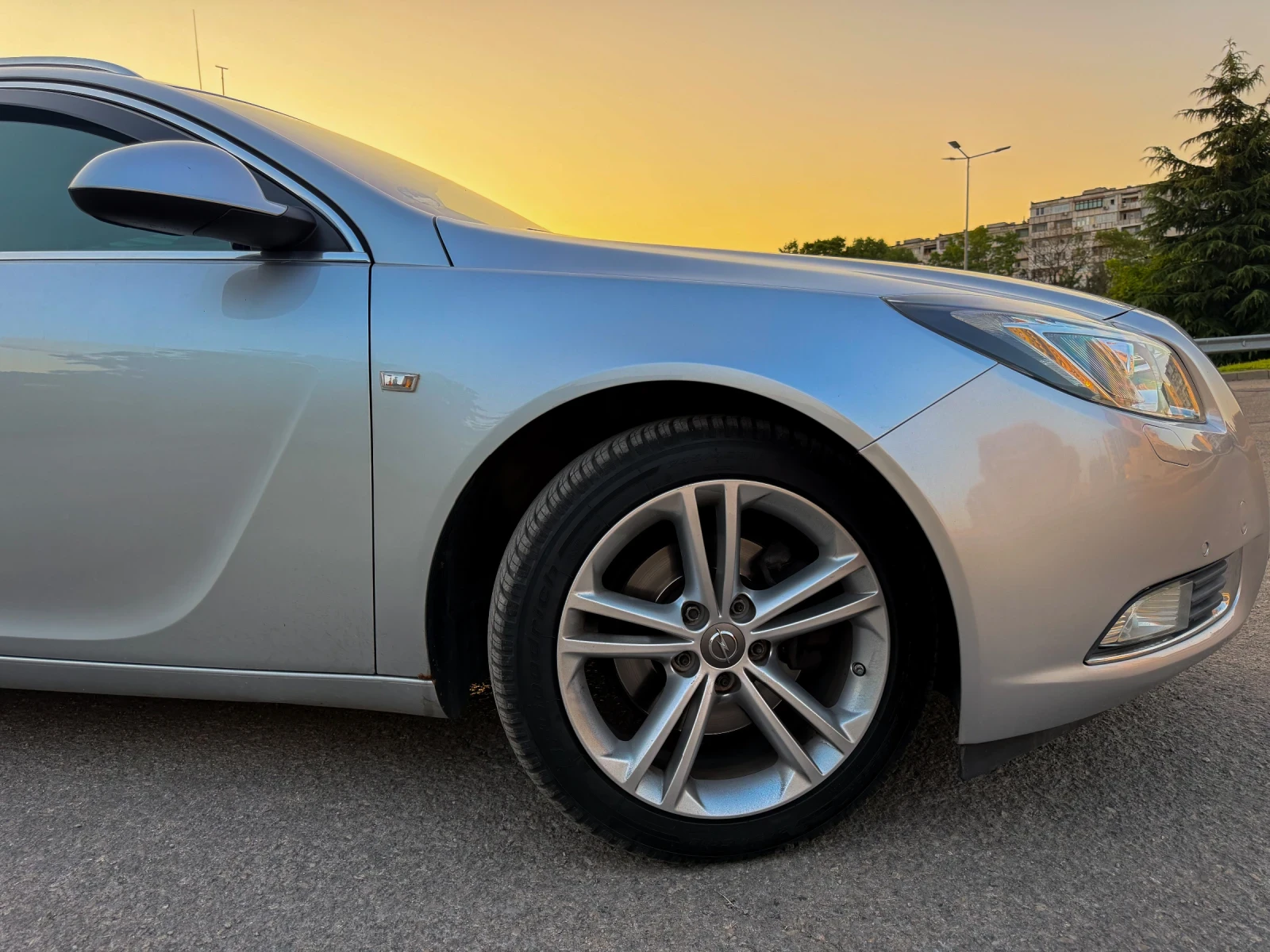 Opel Insignia 2.0 CDTI, снимка 6 - Автомобили и джипове - 55630392