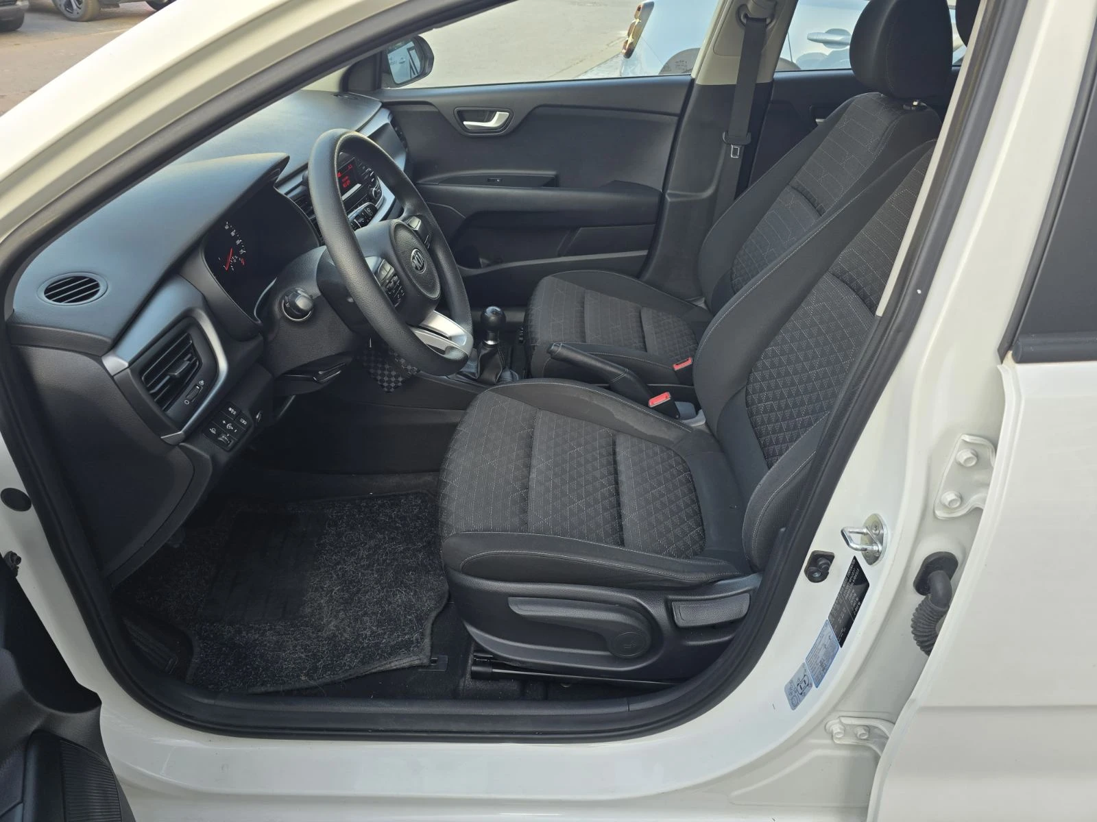 Kia Rio 1.2 LPG 85hp , снимка 13 - Автомобили и джипове - 55833621