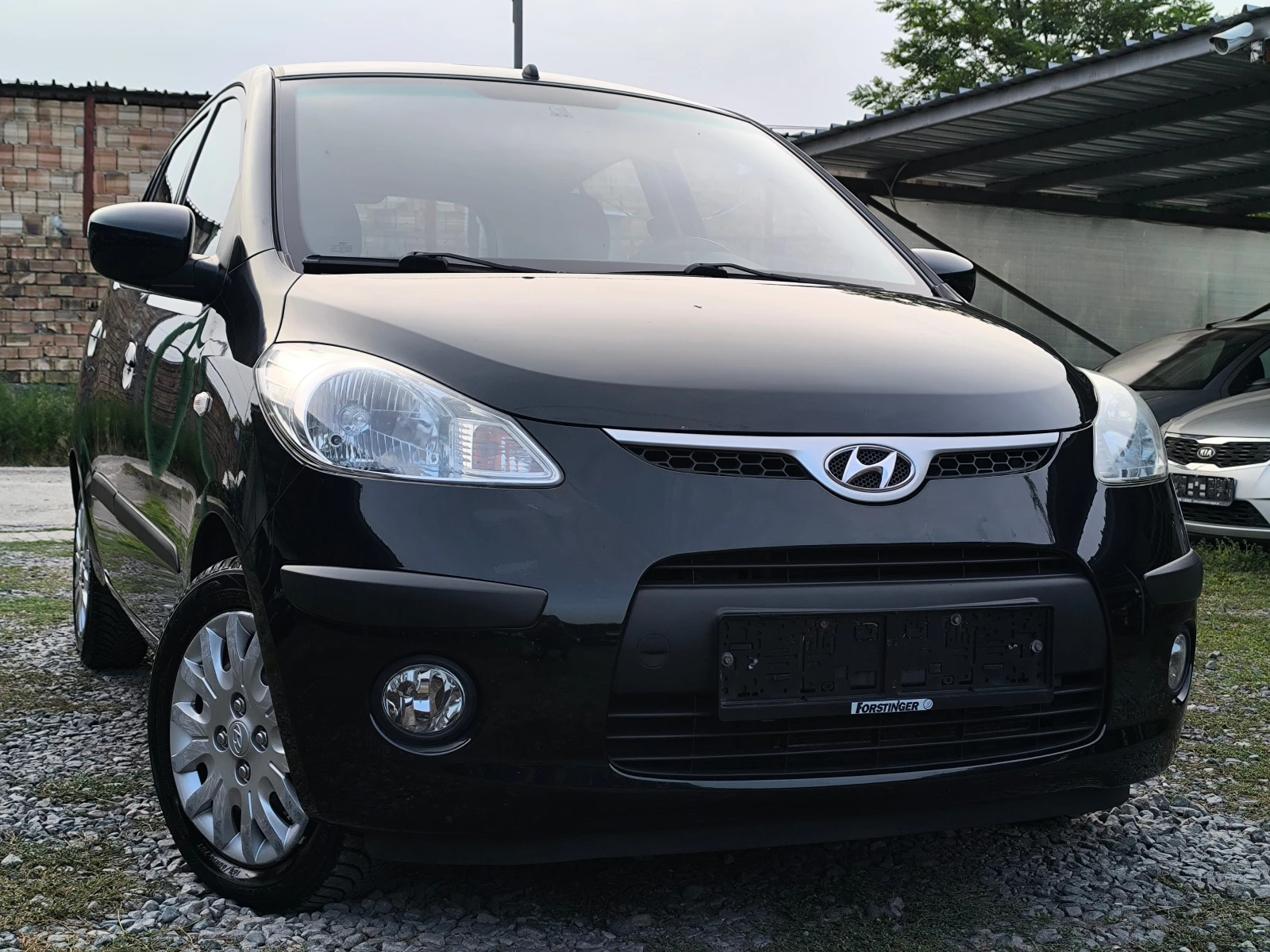 Hyundai I10 -1.1i-67кс(4-цилиндъра)-КЛИМАТИК-ТОП СЪСТОЯНИЕ !!!