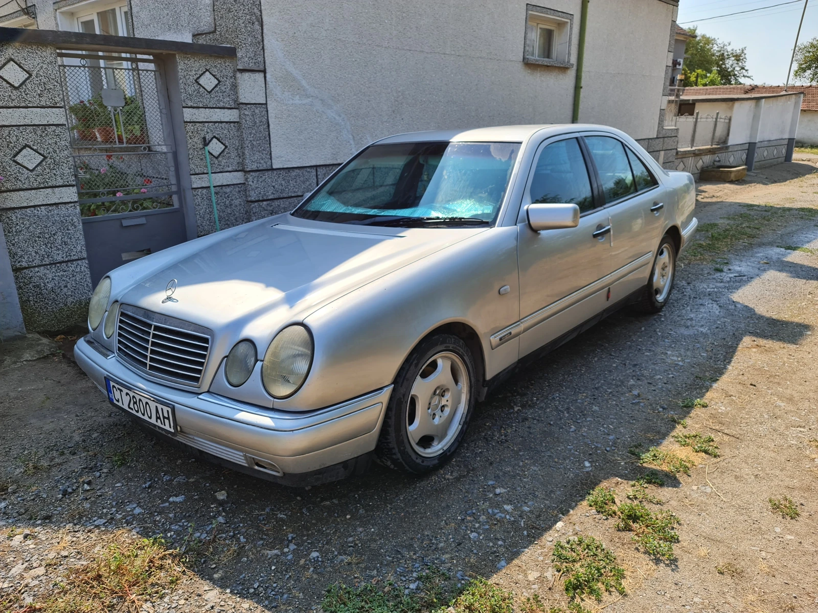 Mercedes-Benz E 250