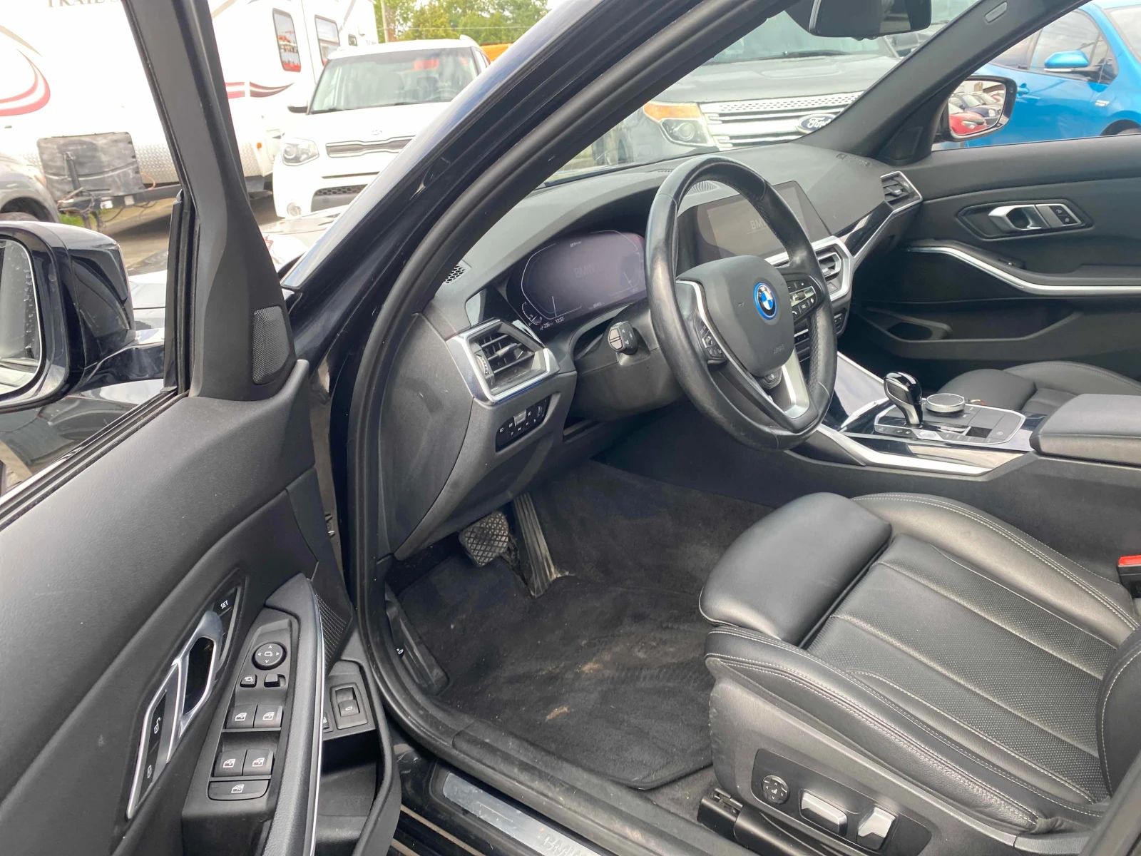 BMW 330 e xDrive | CARFAX | БЕЗ ИНЦИДЕНТИ, снимка 7 - Автомобили и джипове - 56126089