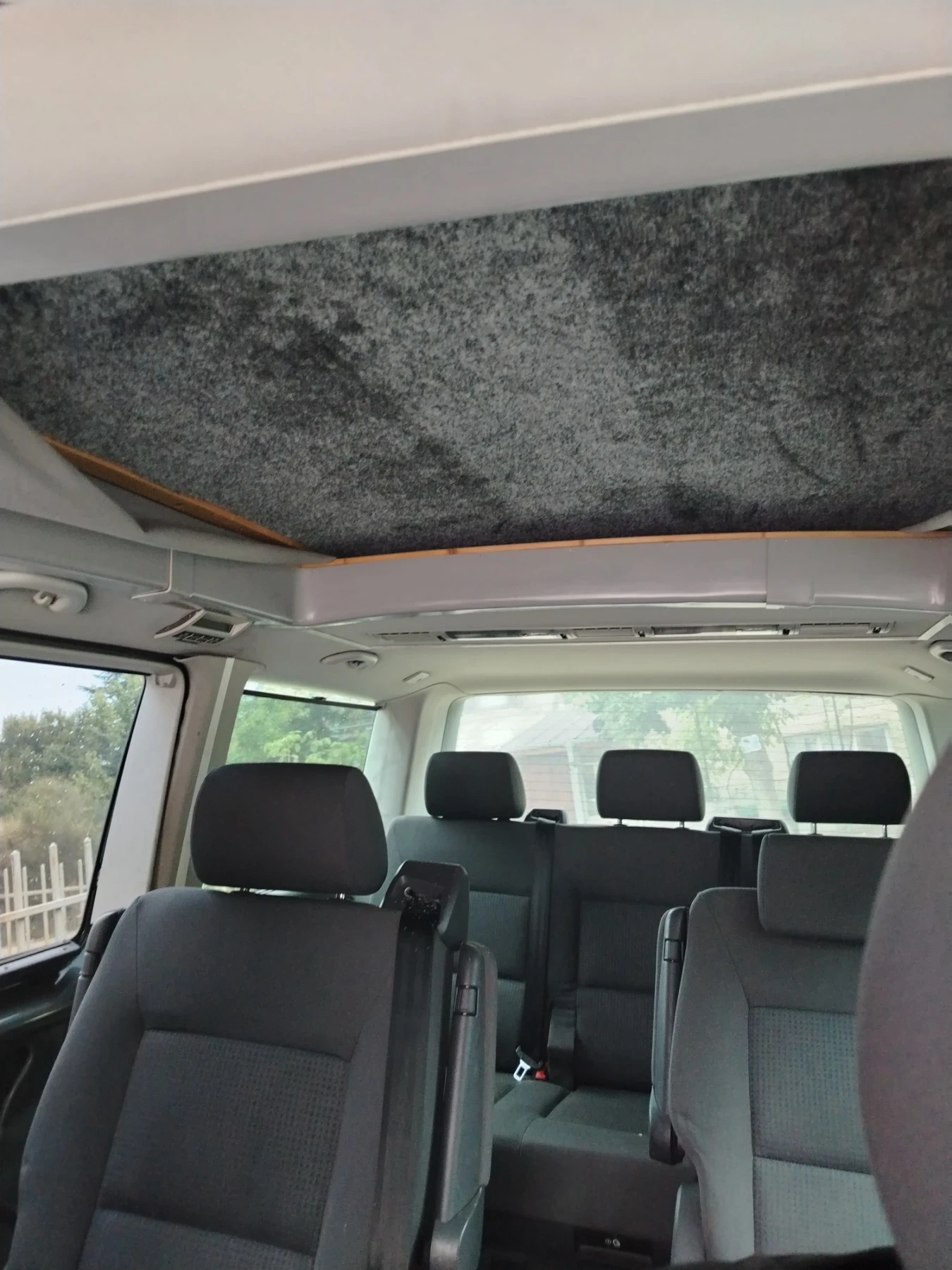 VW Multivan, снимка 9 - Автомобили и джипове - 56330659