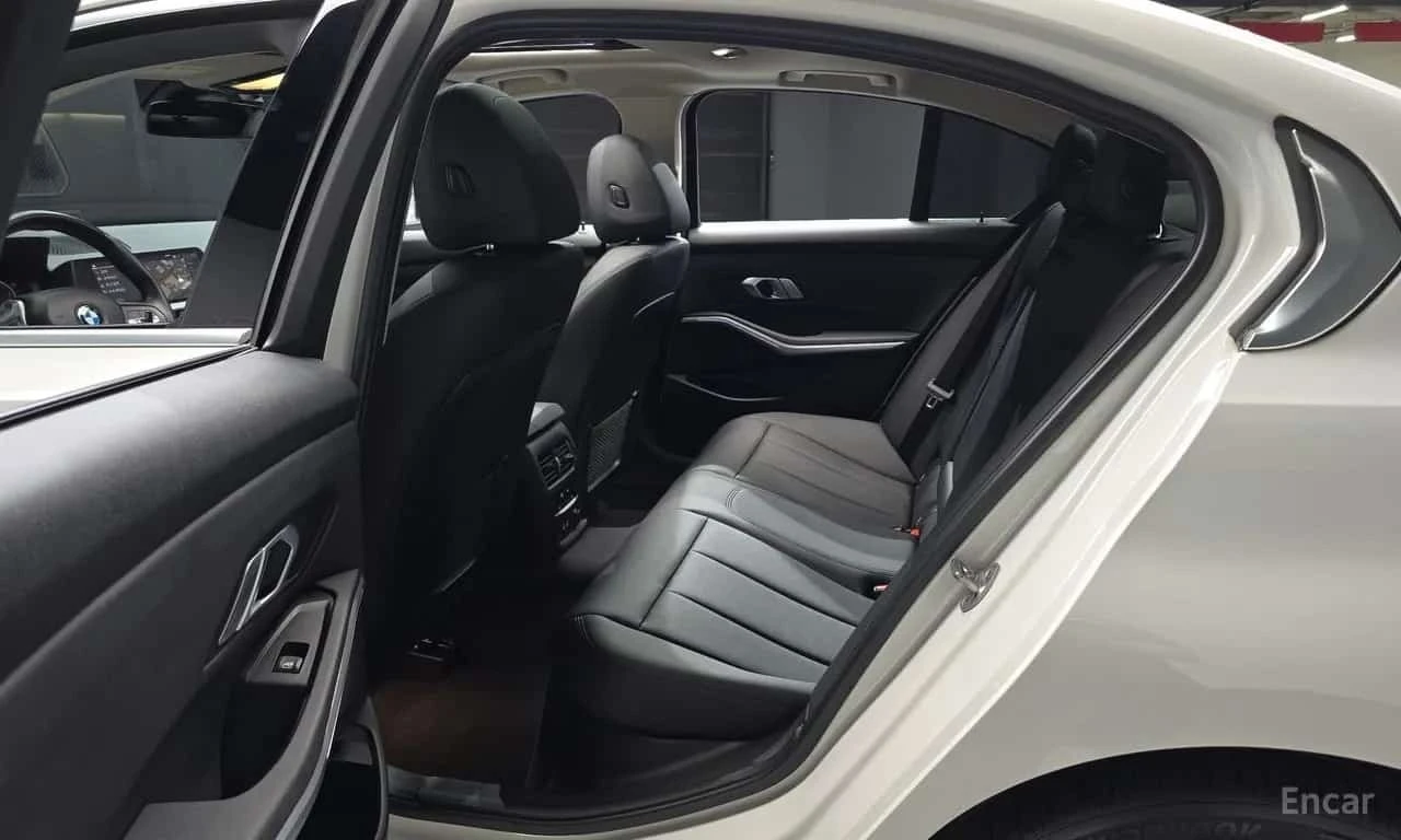 BMW 320 * 320d xDrive * HUD * 2 ����� * ���� �� �� *  | Mobile.bg � ����������� 12