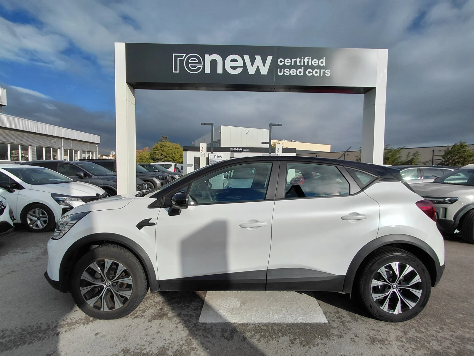 Renault Captur equilibre/100к.с/Газ/Бензин, снимка 4 - Автомобили и джипове - 56703359