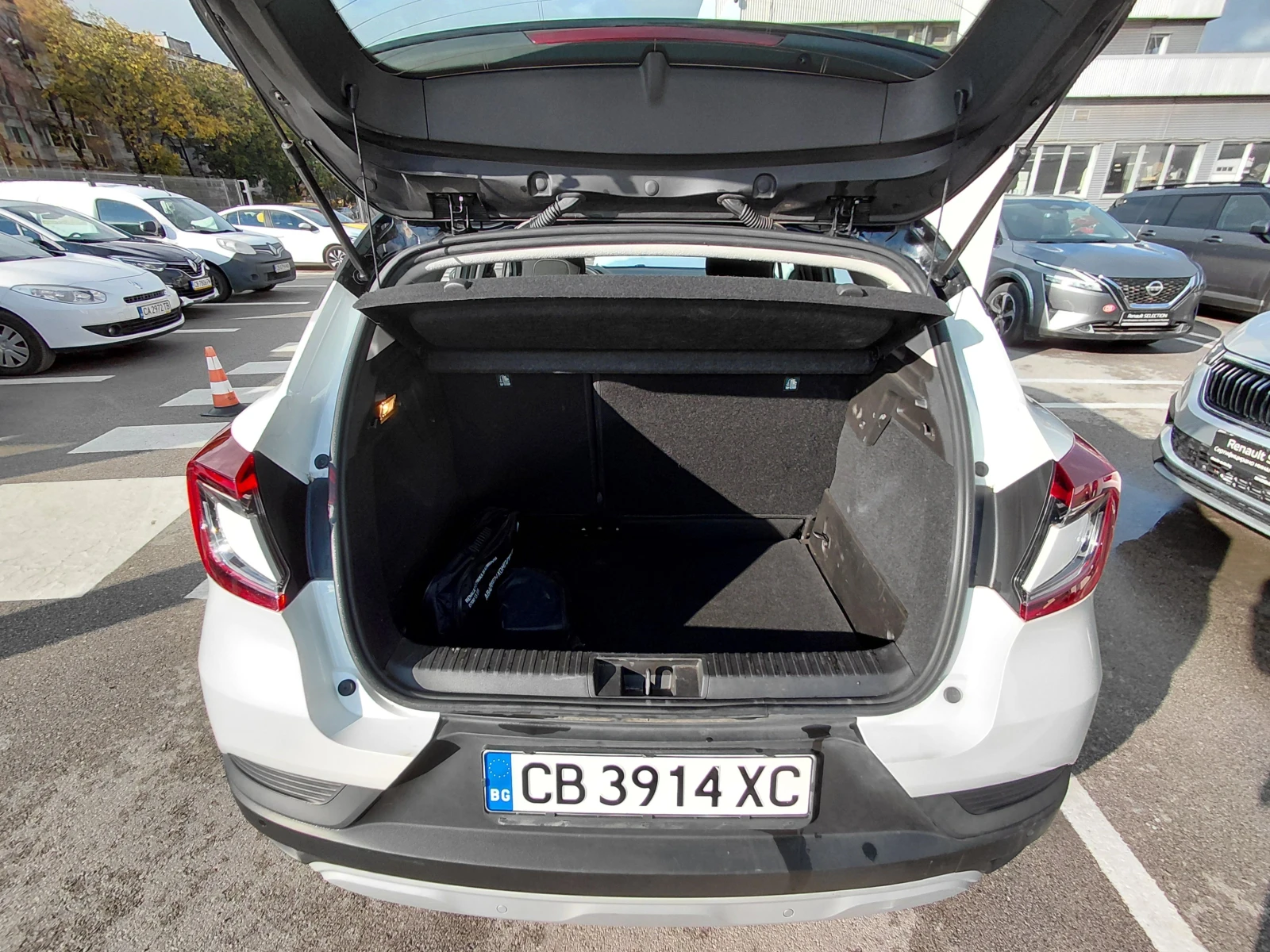 Renault Captur equilibre/100к.с/Газ/Бензин, снимка 17 - Автомобили и джипове - 56703359