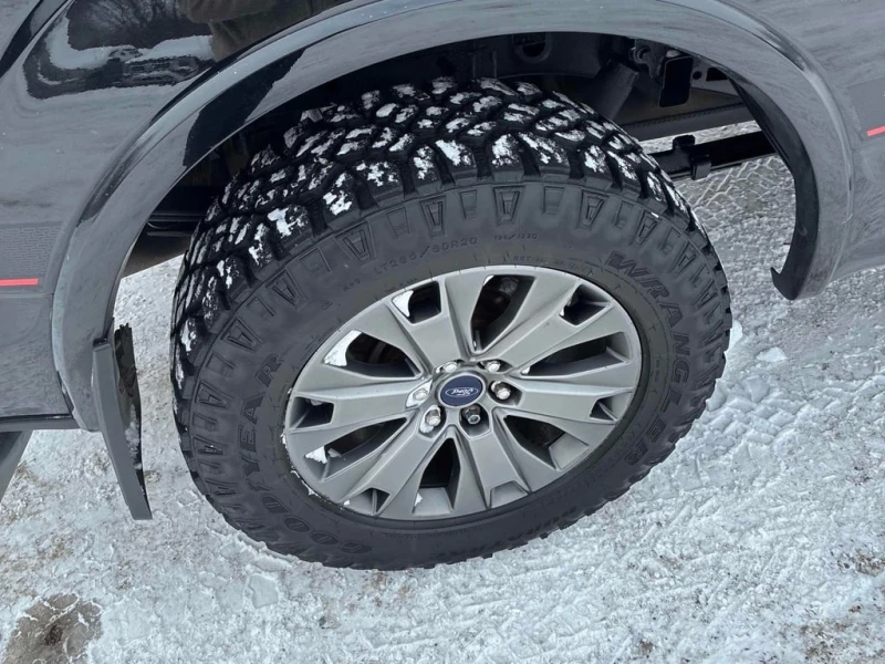 Ford F150 2016 LARIAT * CARFAX * БЕЗ ПЪРВОНАЧАЛНА ВНОСКА, снимка 16 - Автомобили и джипове - 52826551