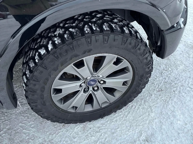 Ford F150 2016 LARIAT * CARFAX * БЕЗ ПЪРВОНАЧАЛНА ВНОСКА, снимка 14 - Автомобили и джипове - 52826551