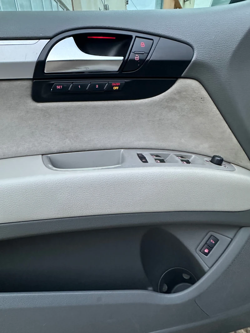 Audi Q7 3.0D, снимка 11 - Автомобили и джипове - 52906861