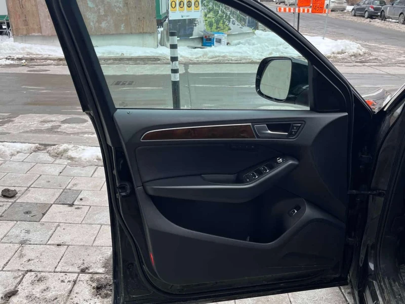 Audi Q5 * Premium Plus * CARFAX * ЦЕНА ДО БГ, снимка 13 - Автомобили и джипове - 53510993