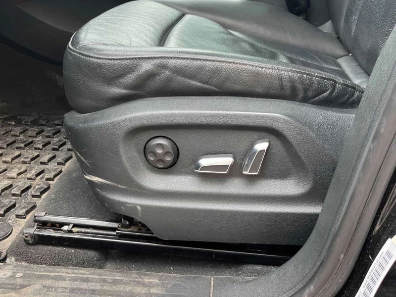 Audi Q5 * Premium Plus * CARFAX * ЦЕНА ДО БГ, снимка 17 - Автомобили и джипове - 53510993