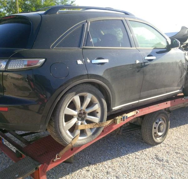 Infiniti Fx 35, снимка 2 - Автомобили и джипове - 5820707