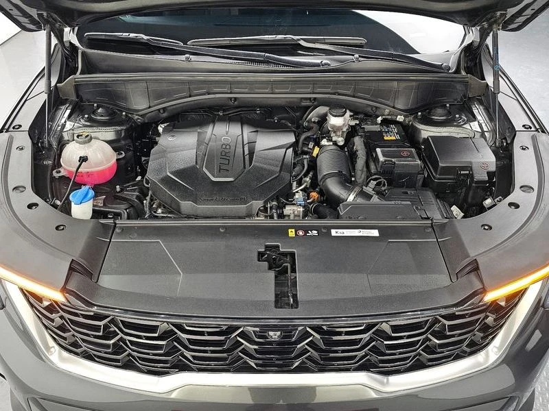 Kia Sorento Diesel 2.2 4WD| 202к.с.| ВКЛ.ТЕХНОТЕСТ, снимка 4 - Автомобили и джипове - 55637038