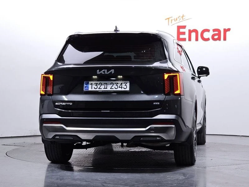Kia Sorento Diesel 2.2 4WD| 202к.с.| ВКЛ.ТЕХНОТЕСТ, снимка 3 - Автомобили и джипове - 55637038