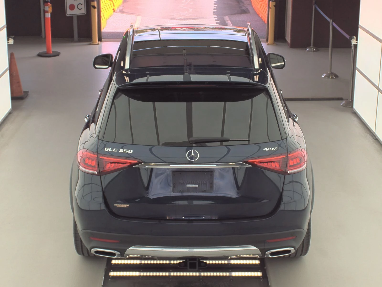 Mercedes-Benz GLE 350 4MATIC * М. ТОЧКА * BURMESTER * ПОДГРЕВ * KEYLESS - изображение 5