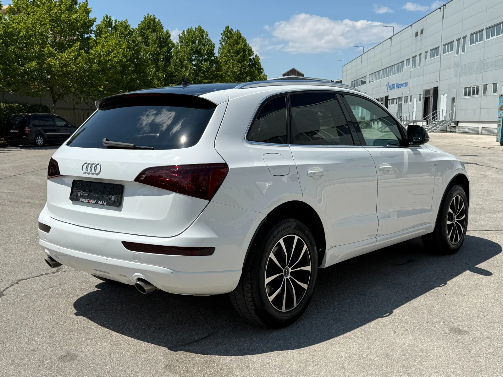 Audi Q5 Панорама/Реални километри - изображение 4