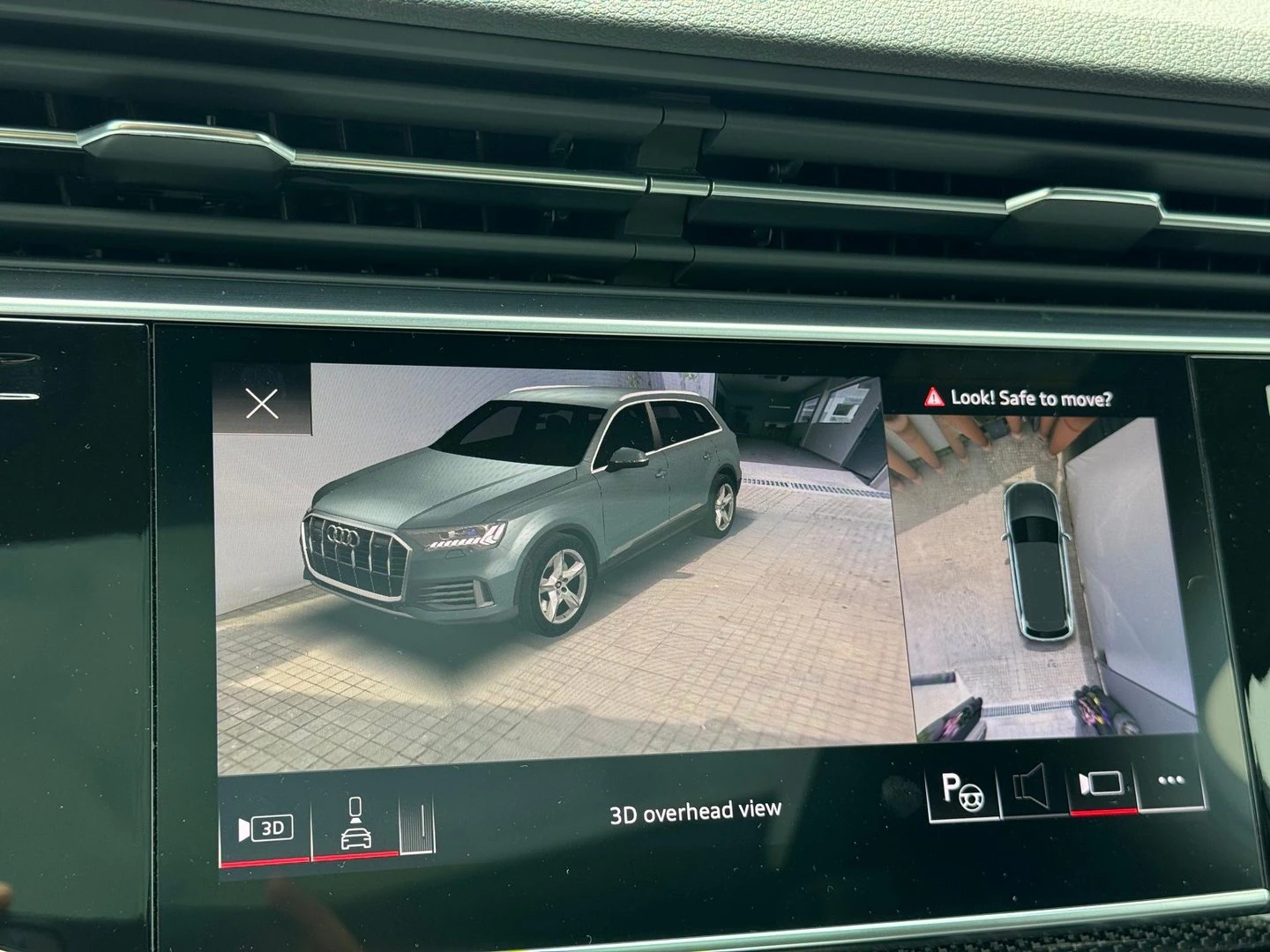 Audi SQ7 TFSI quattro - изображение 10