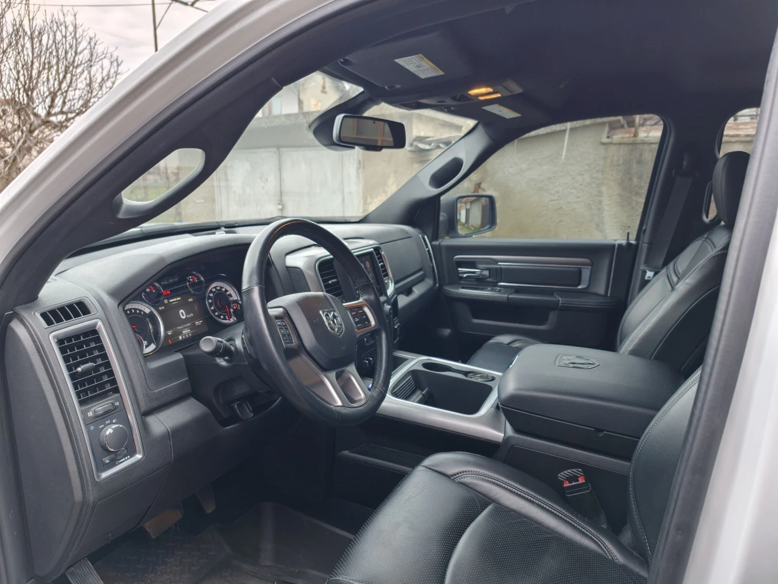 Dodge RAM 1500 Classic, снимка 9 - Автомобили и джипове - 53974892