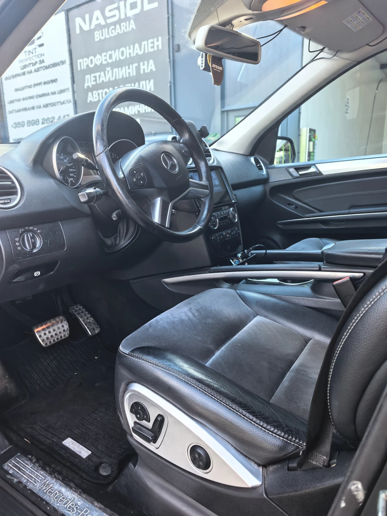 Mercedes-Benz ML 320, снимка 14 - Автомобили и джипове - 54817685