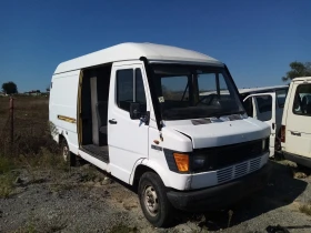 Mercedes-Benz 208 3 броя, снимка 2