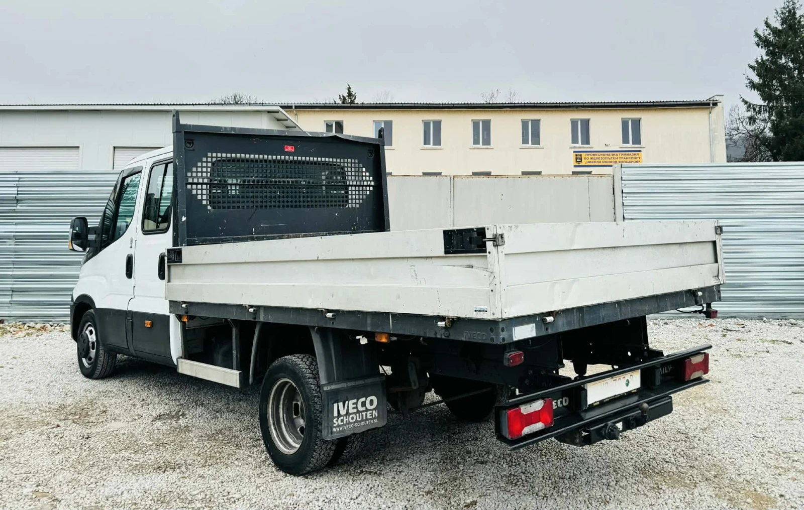 Iveco Daily 3.0 tdi 7 местен клима 3750мм междуосие - изображение 7