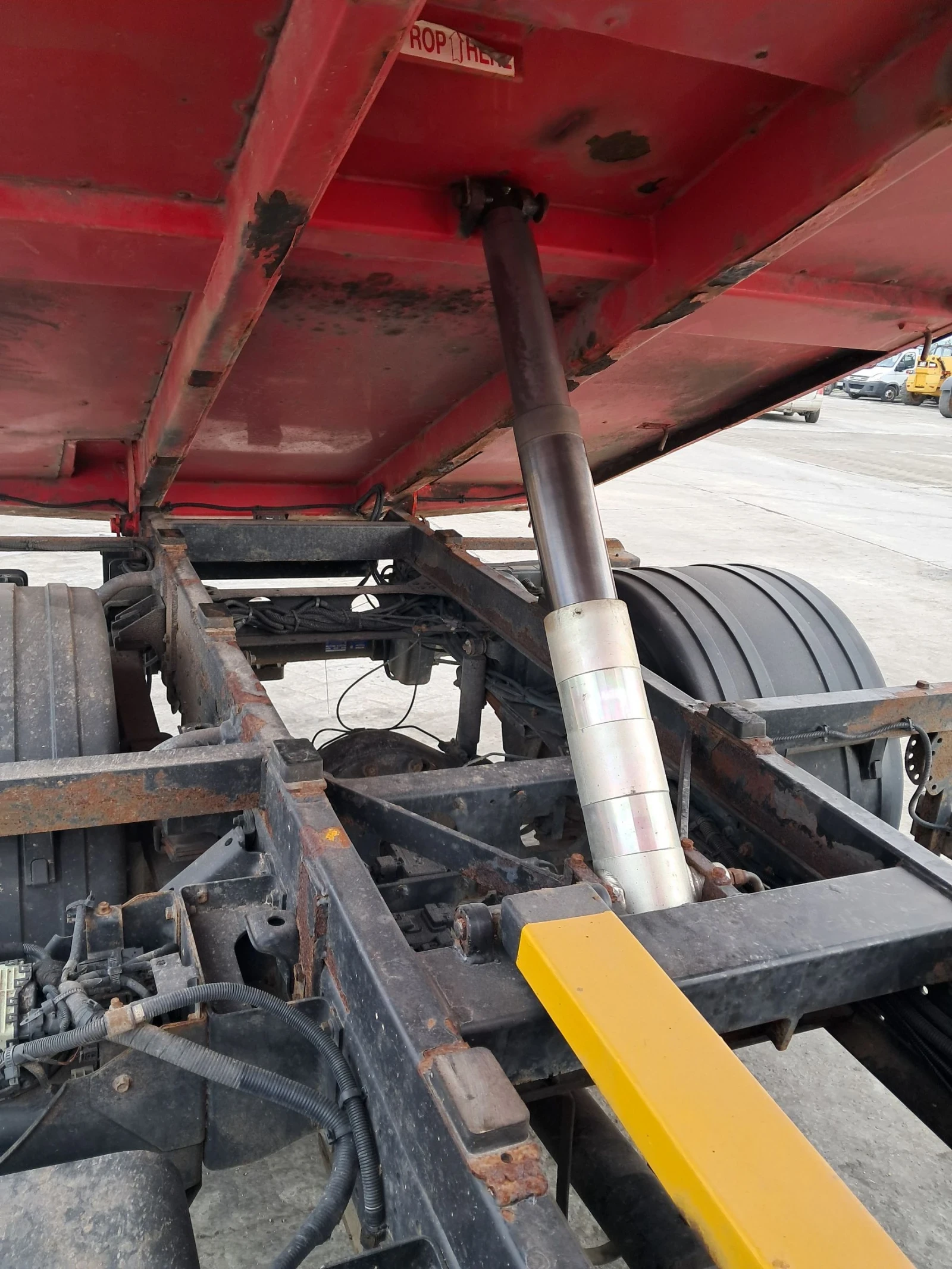 Mitsubishi Canter Самосвал, снимка 5 - Бусове и автобуси - 54142425