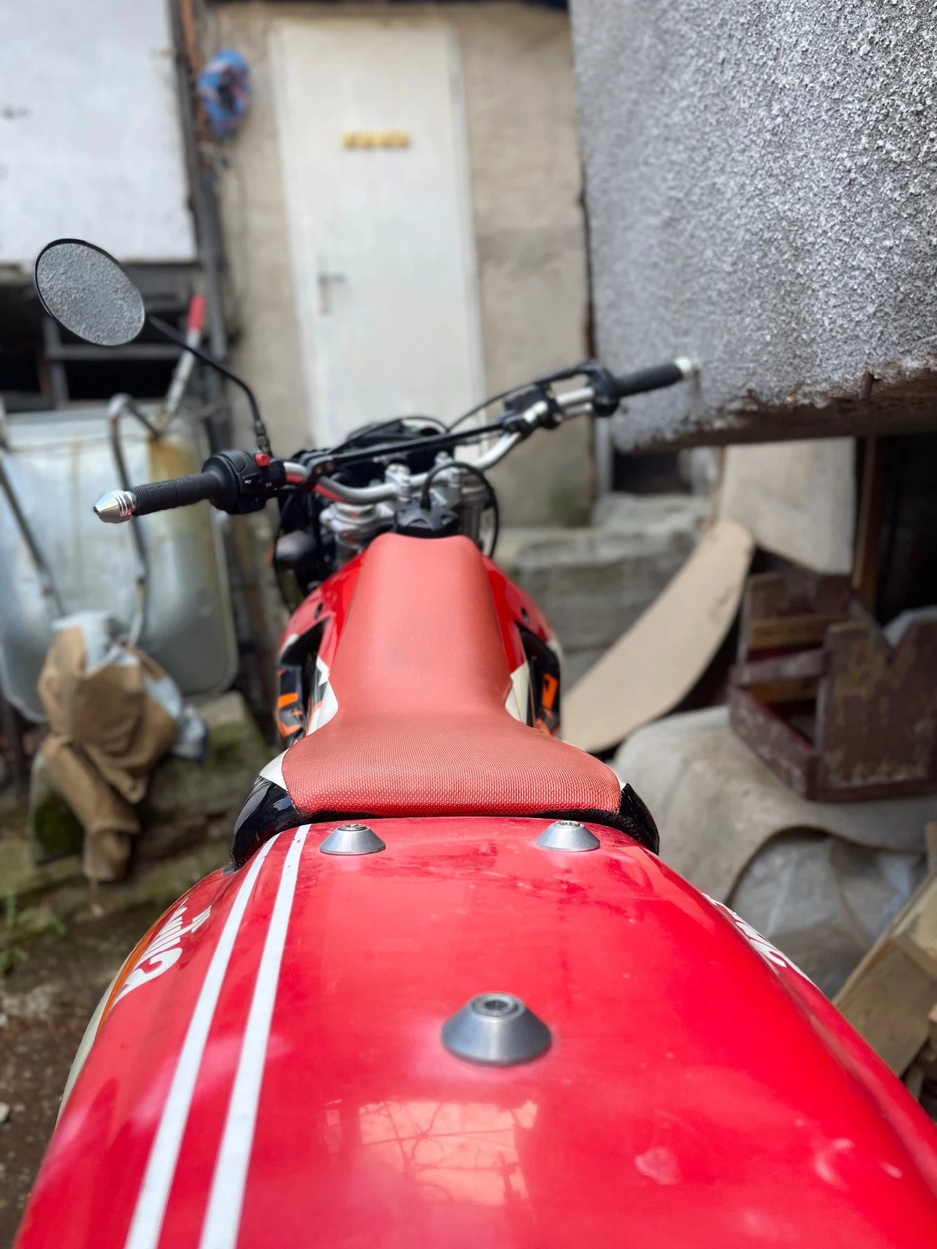 Aprilia 125  - изображение 3
