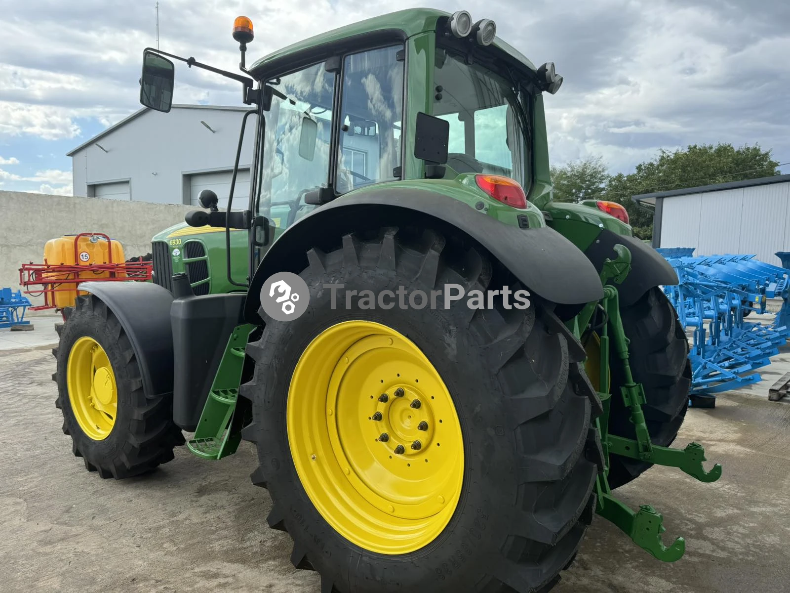 Трактор John Deere 6930 Premium  - изображение 5