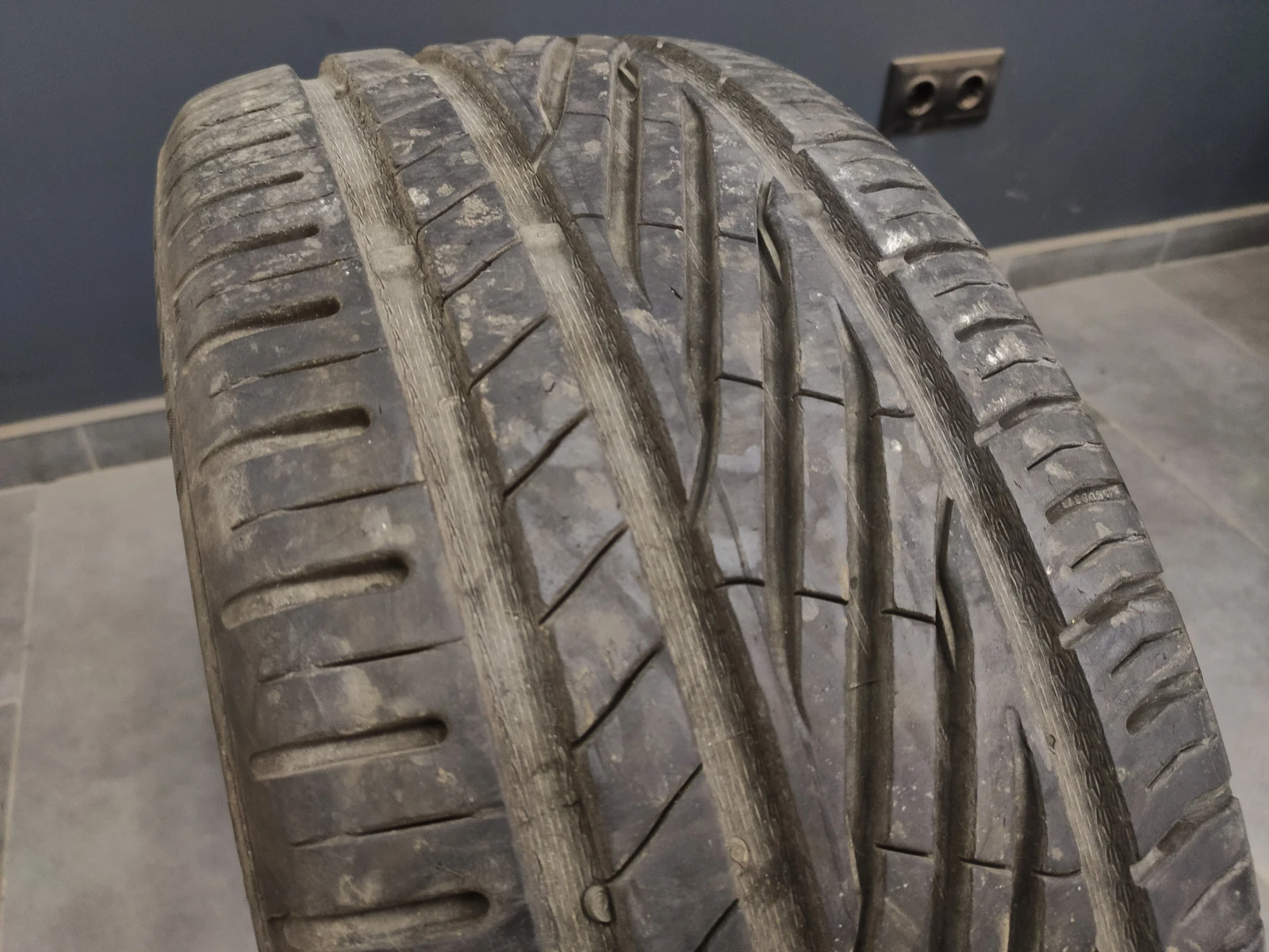  225/45R17 | Mobile.bg   1