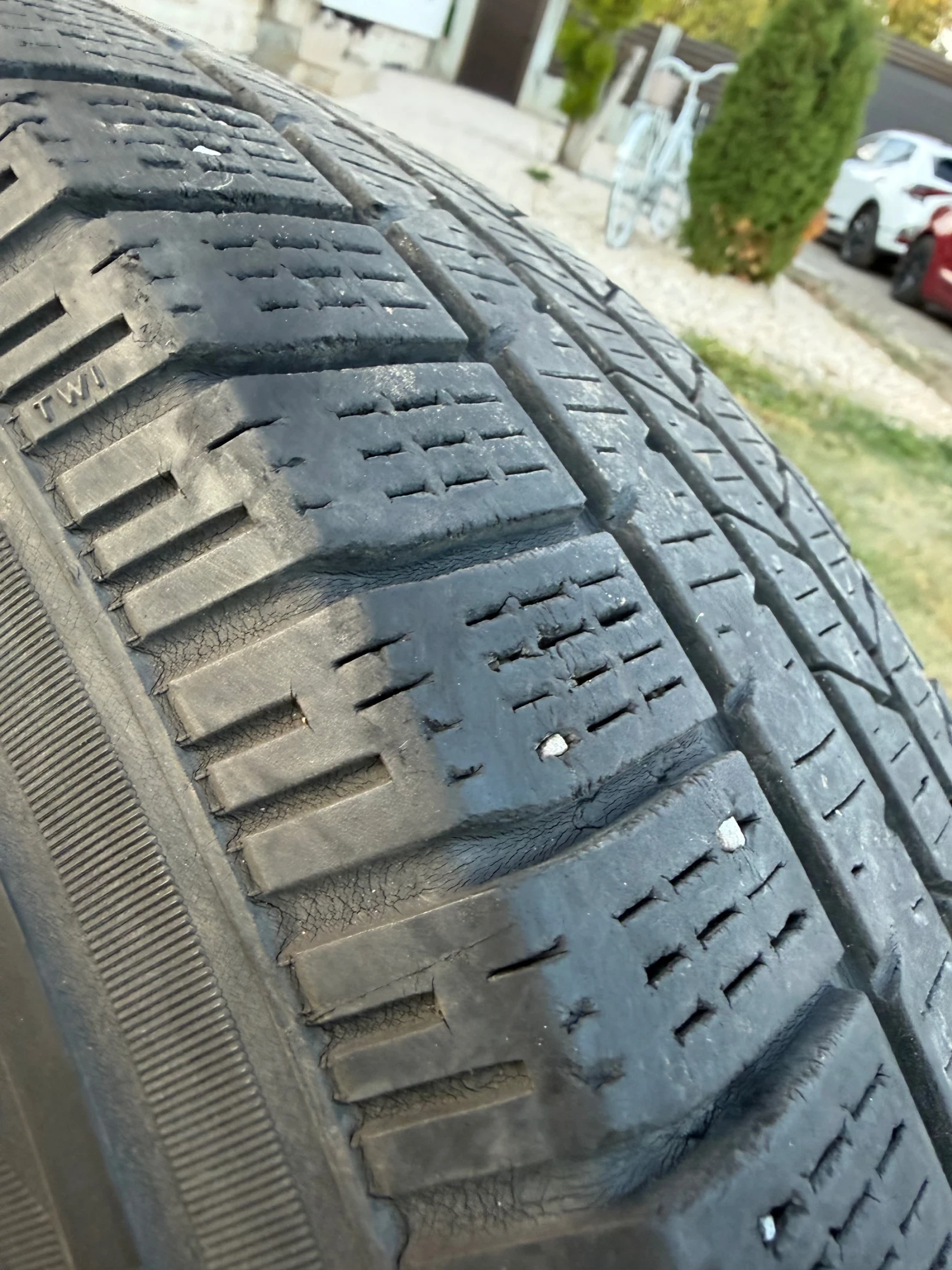 ���� � ������ 215/70R16 �� Mitsubishi Outlander | Mobile.bg � ����������� 10