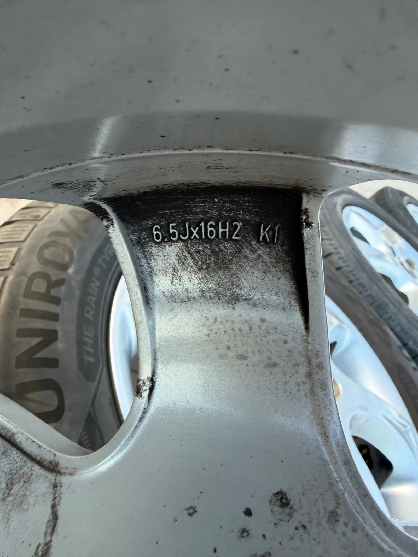 ���� � ������ 215/70R16 �� Mitsubishi Outlander | Mobile.bg � ����������� 14