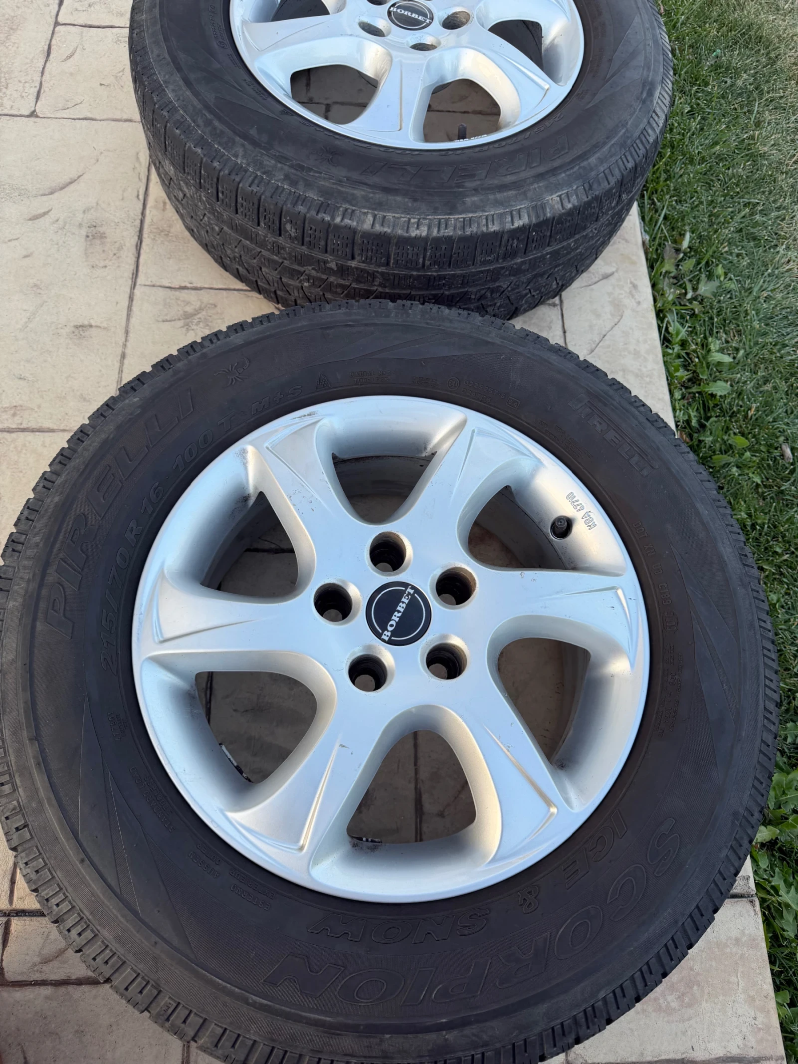 ���� � ������ 215/70R16 �� Mitsubishi Outlander | Mobile.bg � ����������� 6