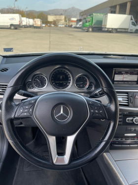 Mercedes-Benz E 200, снимка 1 - Автомобили и джипове - 43876552