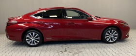 Lexus ES 300 h Elegance, снимка 4 - Автомобили и джипове - 45827324