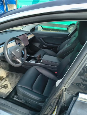 Tesla Model 3 SR+ LFP - 19000 € / 37160.77 лв. - 24211626 9